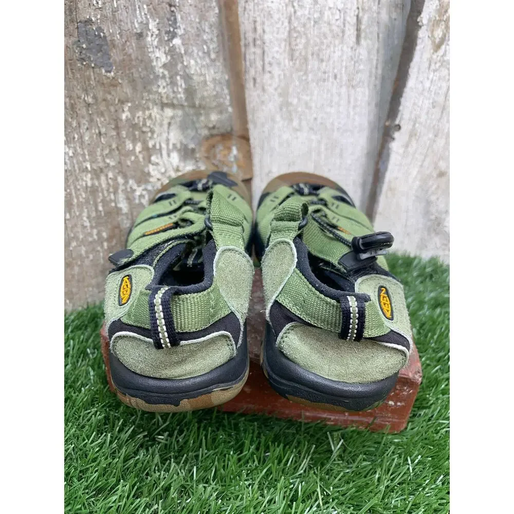 KEEN Newport H2 Water Sandals Youth 4 Camo